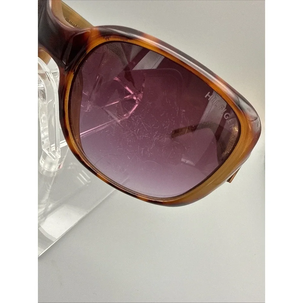Tommy Hilfiger authentic Designer Sunglasses- Oversize Tortoise Frame Polarized